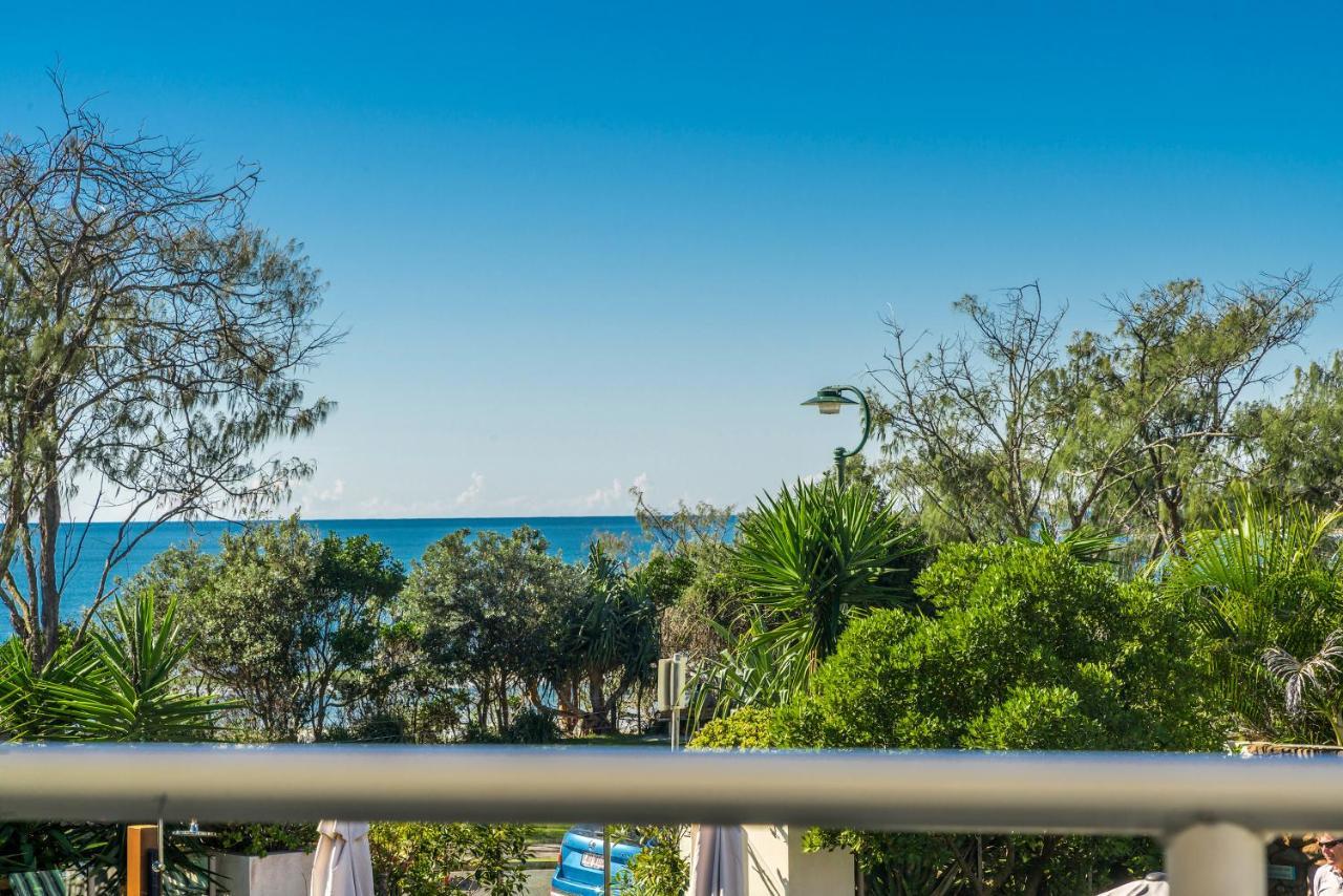 Bayview Beachfront Apartments, In Town Right On The Beach Byron Bay Eksteriør billede