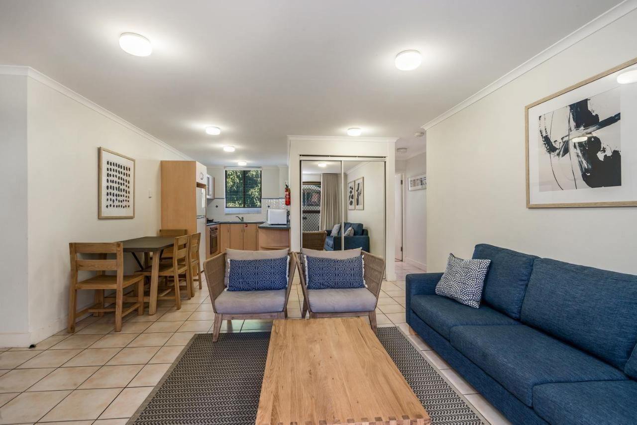 Bayview Beachfront Apartments, In Town Right On The Beach Byron Bay Eksteriør billede