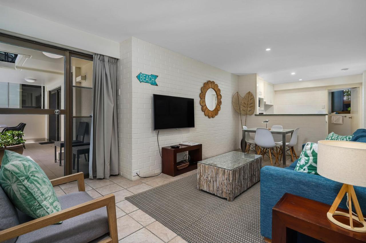 Bayview Beachfront Apartments, In Town Right On The Beach Byron Bay Eksteriør billede